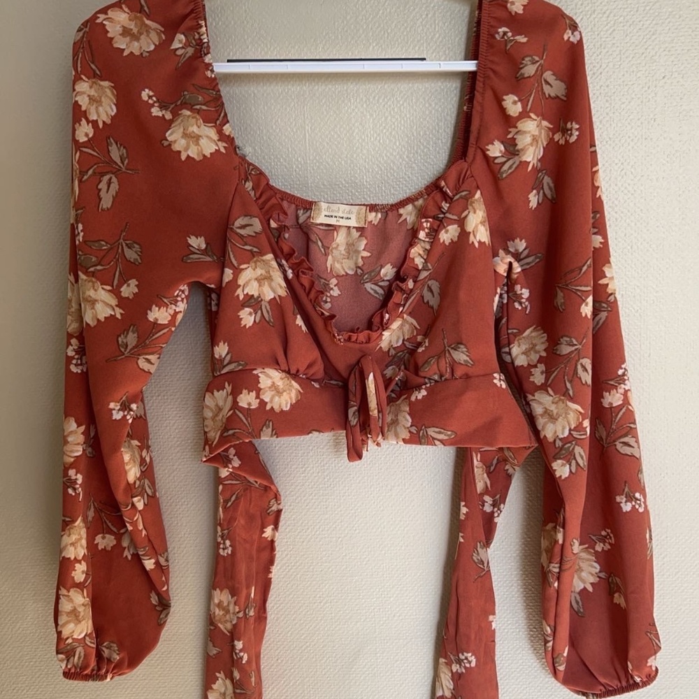Altar'd State Burnt Orange Size M Top